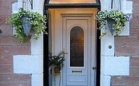 Strome Lodge